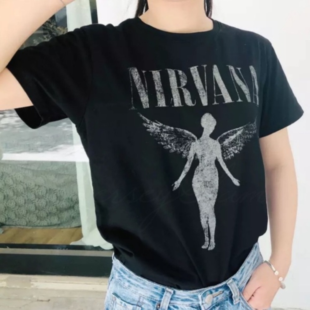 SOLD OUT Black Nirvana Angel Tour Concert Vintage T-Shirt - Picture 1 of 4
